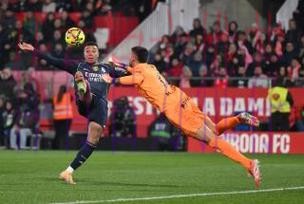 西甲-皇马5-1横扫瓦伦 罗德里戈2传2射维尼修斯双响 西甲-皇马5-1横扫瓦伦 罗德里戈2传2射维尼修斯双响